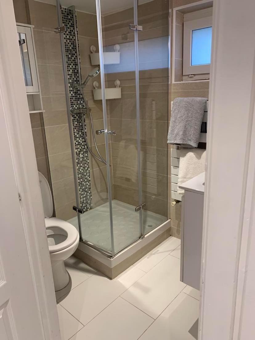 Auberge Appartement Ormesson Sur Marne / Sucy En Brie Exteriör bild