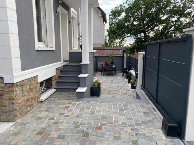 Auberge Appartement Ormesson Sur Marne / Sucy En Brie Exteriör bild